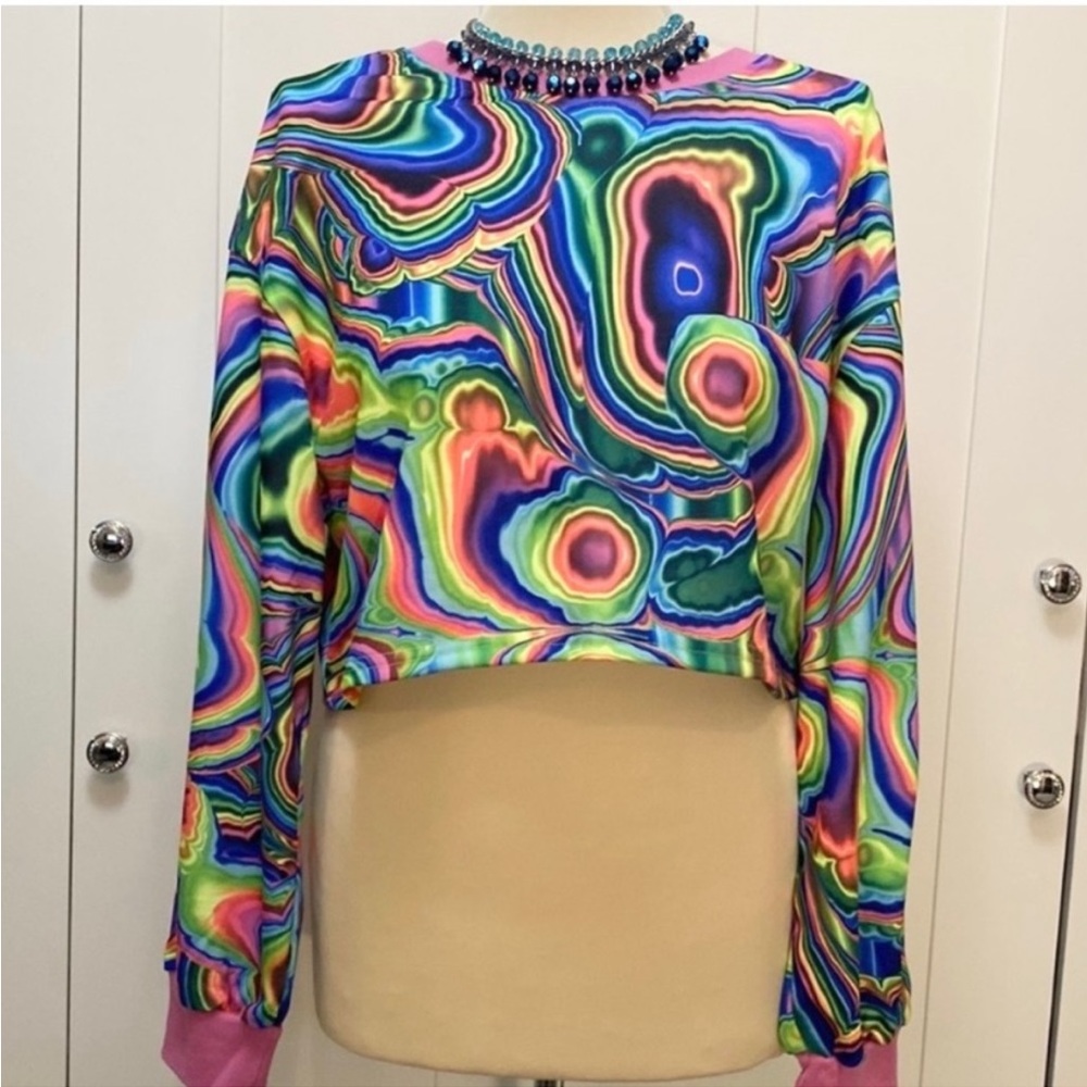 Swirled Illusion Colorful Crop Pullover Sweatshirt NEW! FIRM!!